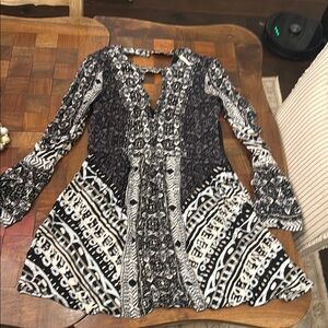 Free People Black & White Long Sleeve Dress with blue and green accents size 2